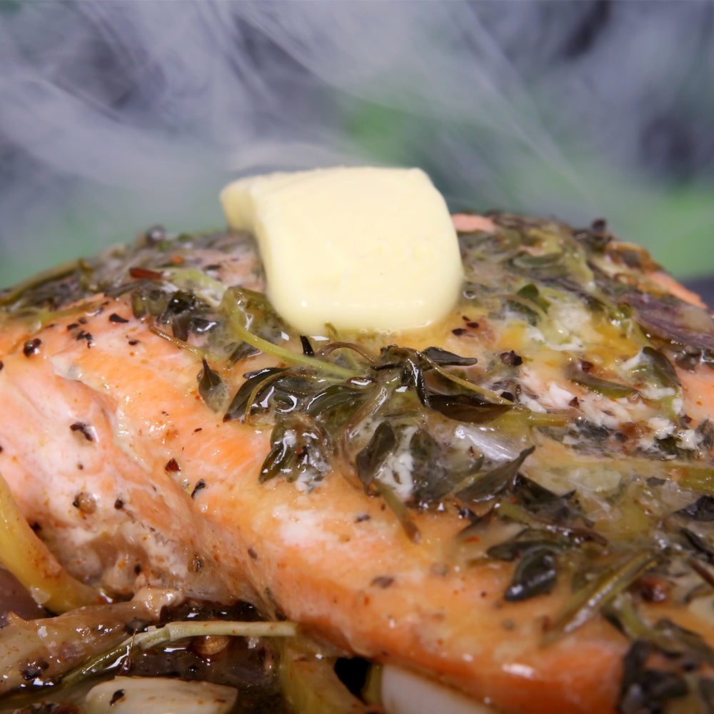 Salmon with Garlic Lemon Butter Sauce